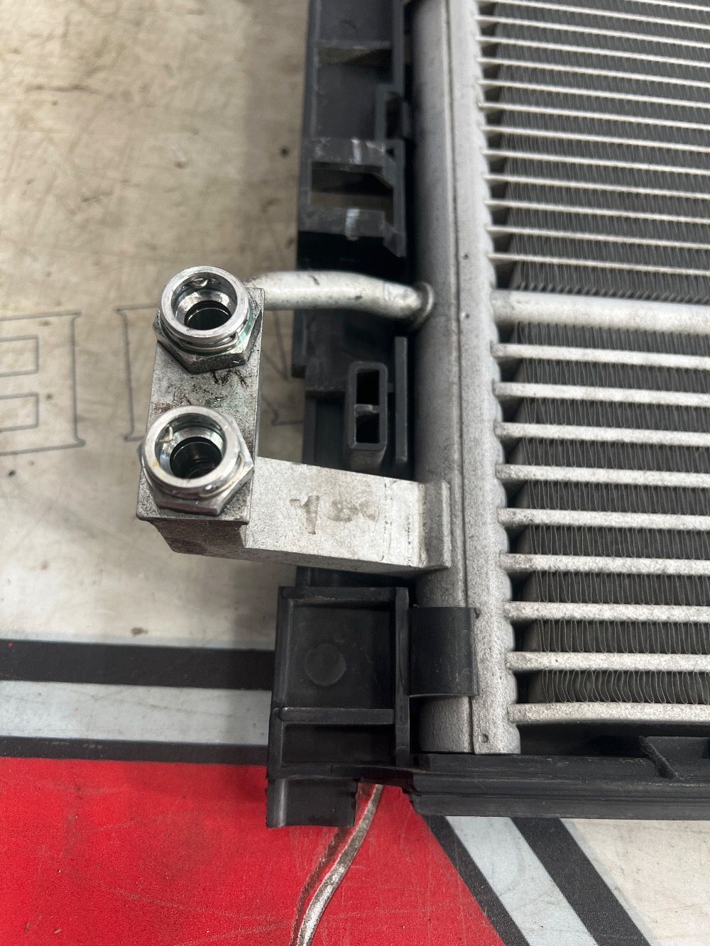 Радиатор MB W166 3.5-5.5/2.5D 11- паяныйAT(Automatic Transmission (автоматическая коробка)
